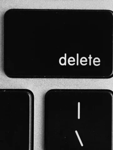 klawisz delete (usuń)